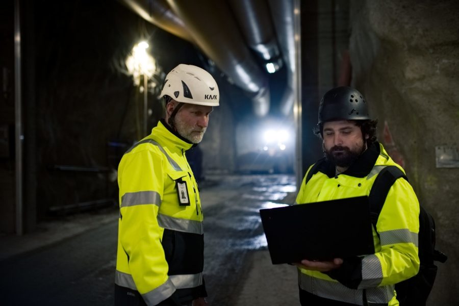 Connected construc&shy;tion & industrial sites